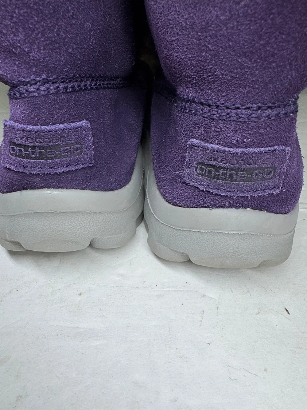 Skechers on-the-go Purple leather Suede Plush-Lined Winter Boots 8.5 slip on